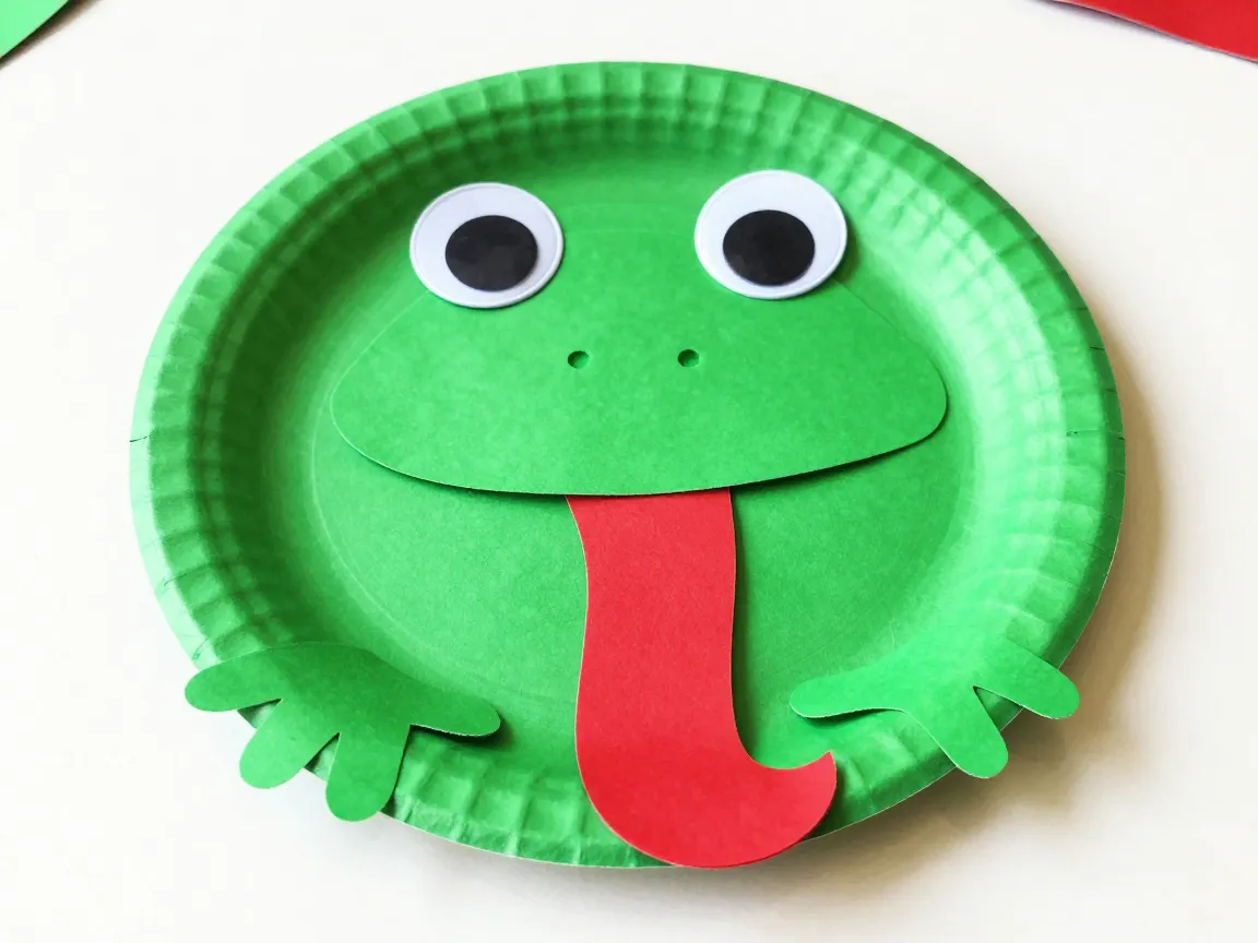 Paper plate frog with a giant tongue