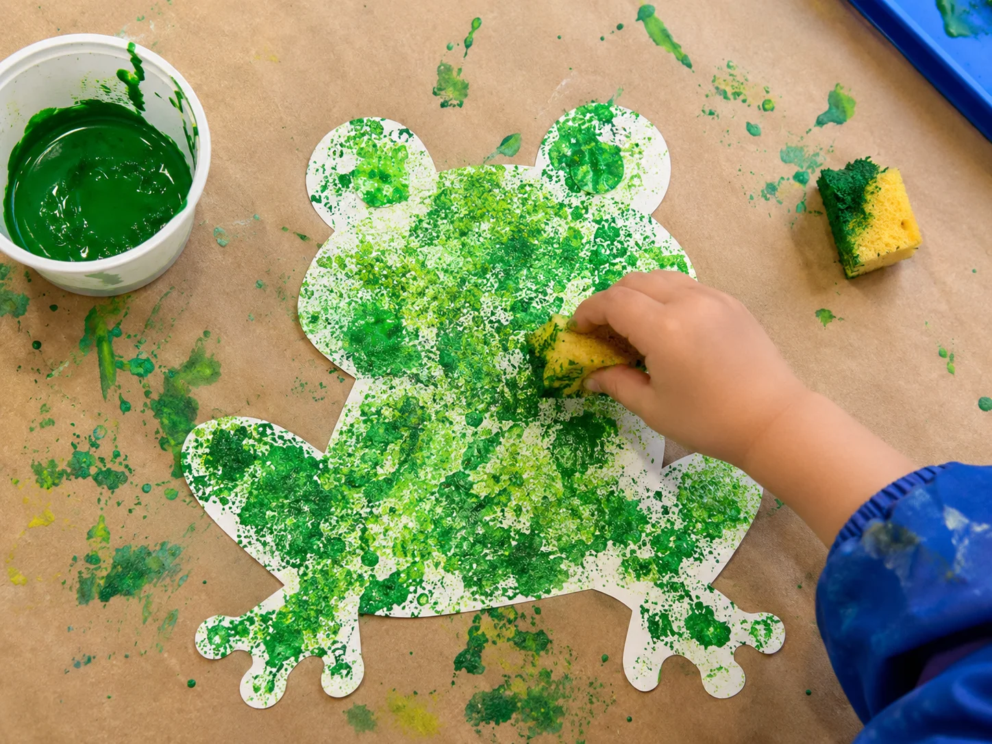 Sponge printed frog art