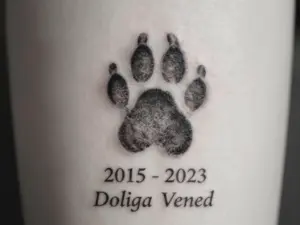 Read more about the article Meaningful Golden Retriever Tattoo Ideas And Their Symbolism